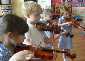 Photo of Little Strings | Music class for 5-7 year olds