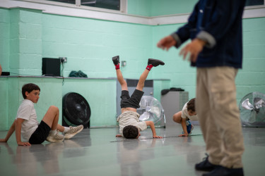 Photo of Break Dance L2-3 Archway