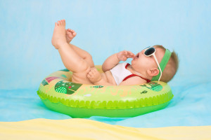 baby activities during hot weather