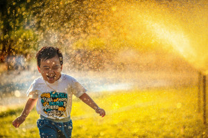Water Play Activities for Babies & Toddlers