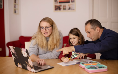 Showcasing Kids’ Clubs: How Parents Can Use Slideshows to Celebrate Children’s Progress