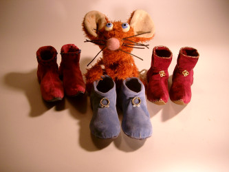 Photo of The Elves and the Shoemaker