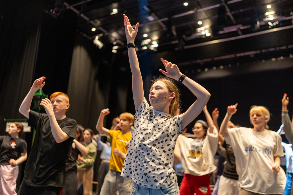 MOUNTVIEW - BUILDING YOUR CHILD'S CREATIVE CONFIDENCE WITH MUSICAL THEATRE