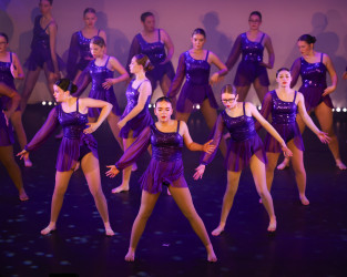 Photo of LYRICAL DANCE Classes – Abstract Dance & Performing Arts